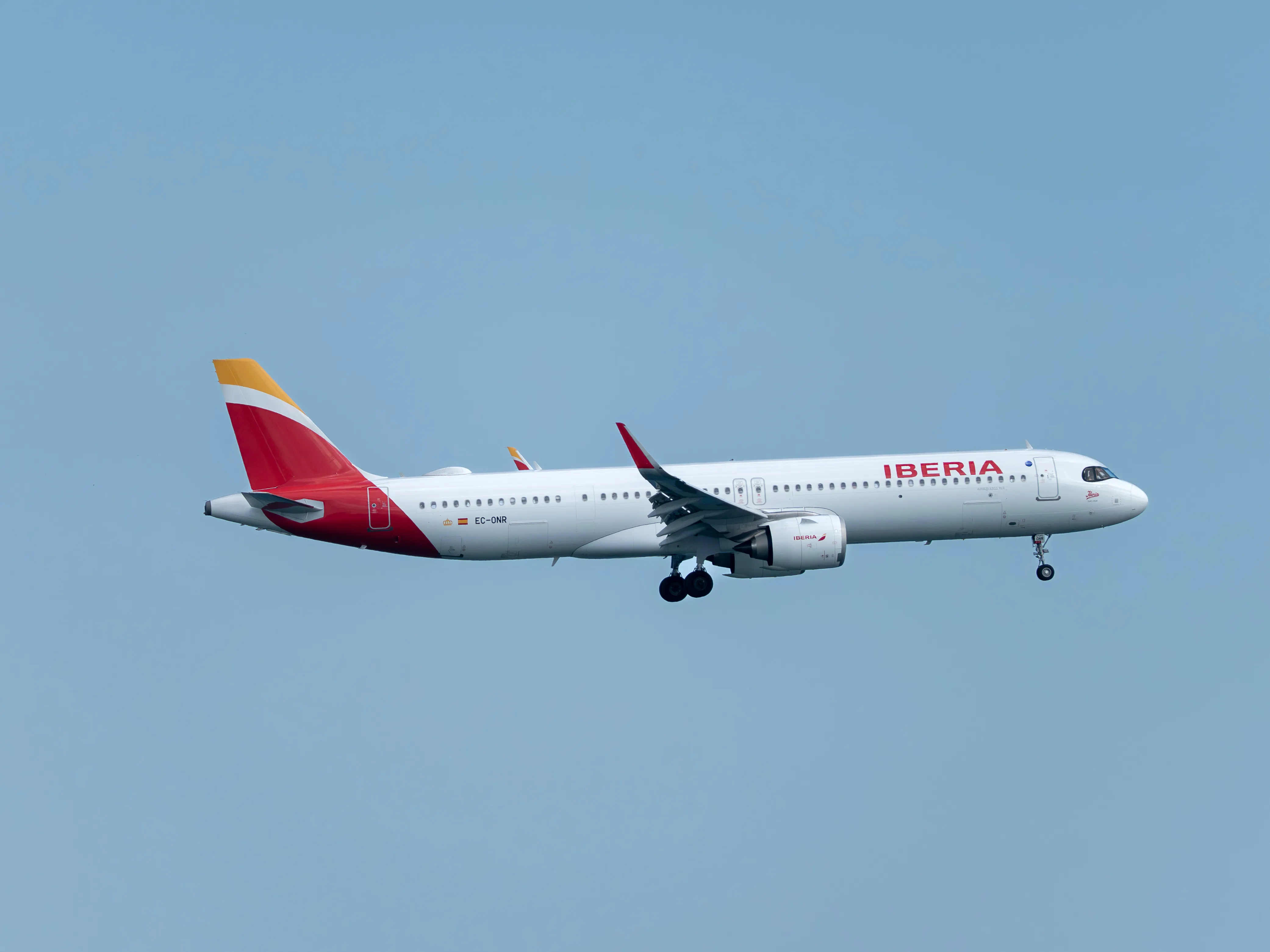 Iberia Airbus A321-253NY(XLR) (registration number EC-ONR) making final approach to the runway 22L