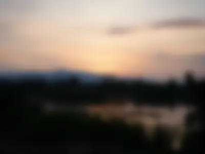 Oil painting-like sky and reflections in the water at sunset